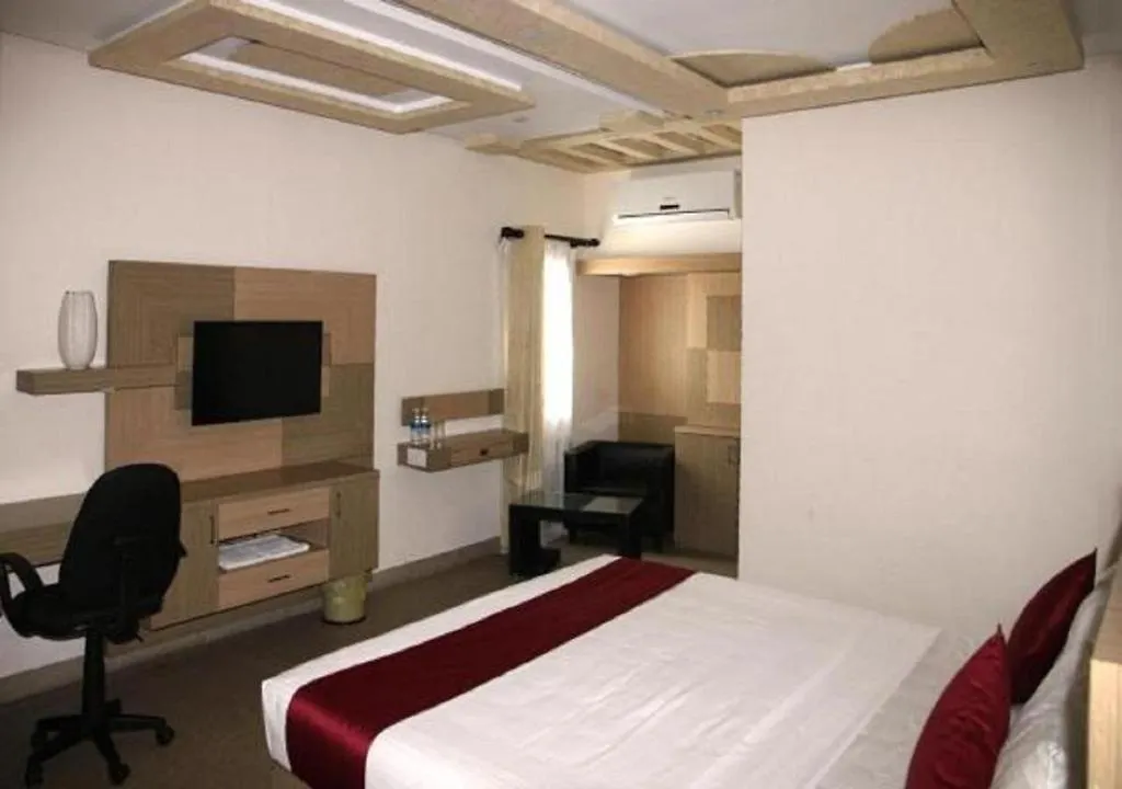 Hotel Royal Castle Negombo