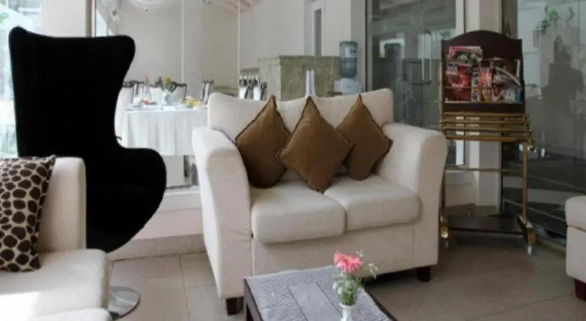 Hotel Royal Castle Negombo